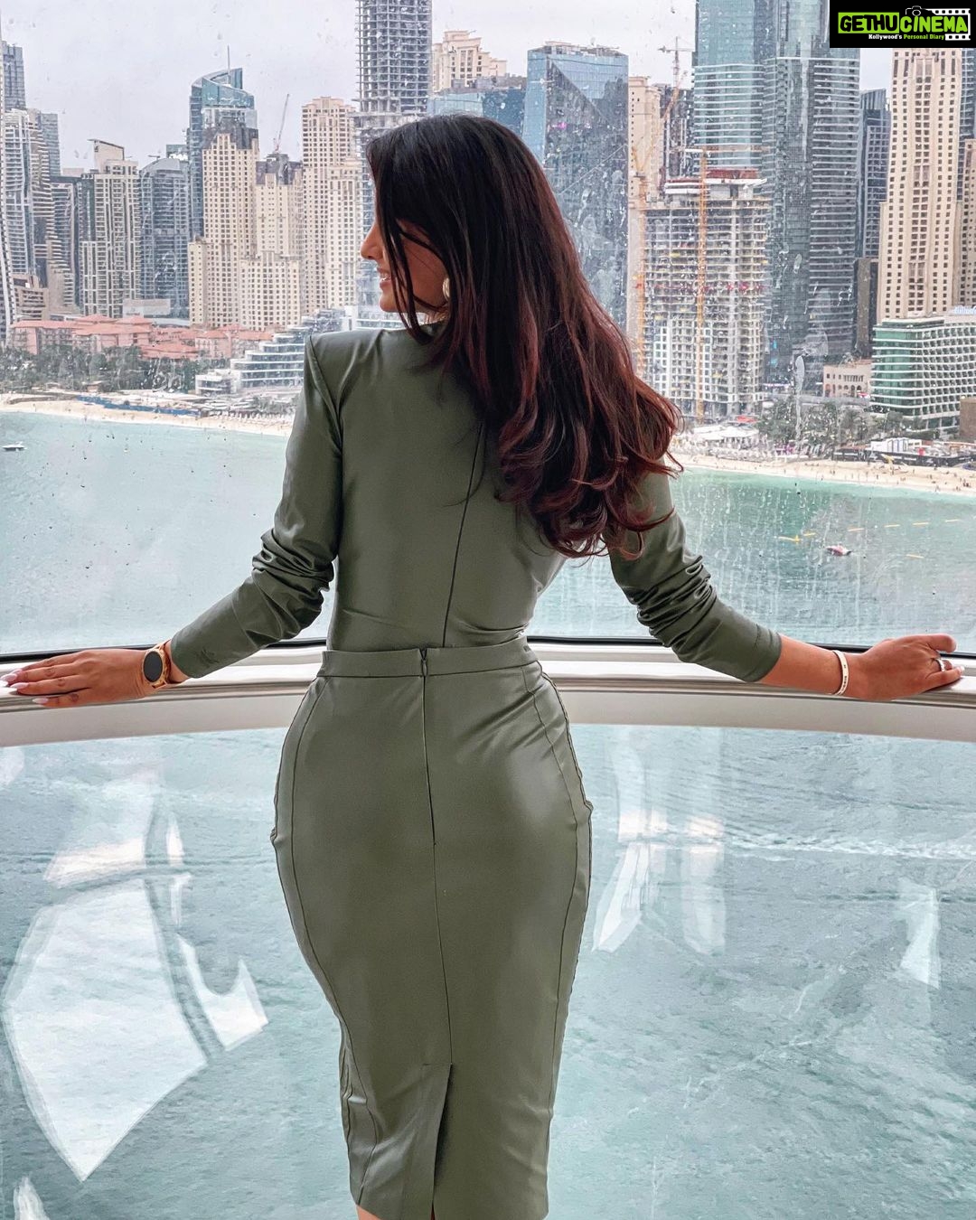 Anveshi Jain Instagram - #dubai #travel #travelphotography #love #instagood #instagram #photography #travelgram #middleeast #uae #ootd Dubai