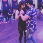 Anveshi Jain Instagram - Engineers would you not agree that we can do anything in the world but can’t dance? (excluding barati dance 😅). . I sometimes think how much time (4 years )have I given to “#Engineering “ despite knowing that I am not taking that route but then I realised eventually education brings intelligence,intelligence sustain your success . So kudos Engineers . Keep going! Sharing this old video when I started my journey. #regretnothing#cheers#engineering#engineers #love #the #journey #technology #tech #savy #yourself #anveshijain #singer #performers #anchor #actress #engineer #love #engineering #smartpeople #kudos #proudofyou 48 Fitness
