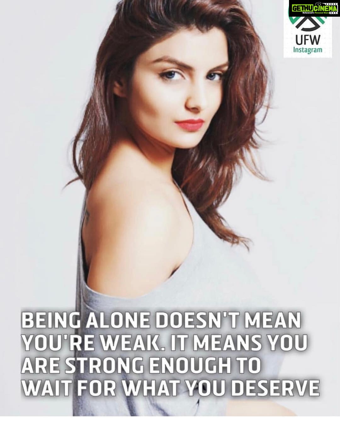 Anveshi Jain Instagram - So every now then i share nice quotes here ,I thought might as well share some received from you guys . So much love from you guys ! I am overwhelmed.. i love you ❣️ @unfuckwithable_quotes love #followers #audiences #you #heart #for #you #guys Mumbai, Maharashtra