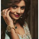 Anveshi Jain Instagram - Styled by @ginifashionofficial Captured by :- @abhis_picgraphy HMUA :- @makeup_preet Garments :- @voheras_the_designer_studio Jewellery :- @vrushank.ginifashion Ahemdabad, Vadodra, Surat, Gujrat.