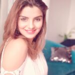 Anveshi Jain Instagram - Dear Woman, You are the type of a woman a man should never let go of.. You are the type of woman a man regrets losing .. Nothing about you is ordinary. Choose someone who knows this Never settle for less than you are ... Clicked by -@adityagram1 Mumbai, Maharashtra