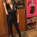 Anveshi Jain Instagram - Lady in Black ! posing#police #costume #ootd #throwbackthursday #love #photooftheday #instagram #instagood #you #black Mumbai, Maharashtra