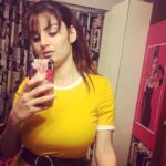 Anveshi Jain Instagram - Details , I love madly in details ! #love #lovequotes #bodycondress #bodyconfidence #yellow #likeforlikes #trending #instagood #photooftheday #ootd #fashion #instagram #instagood #i #love #you Taj Lands End, Mumbai