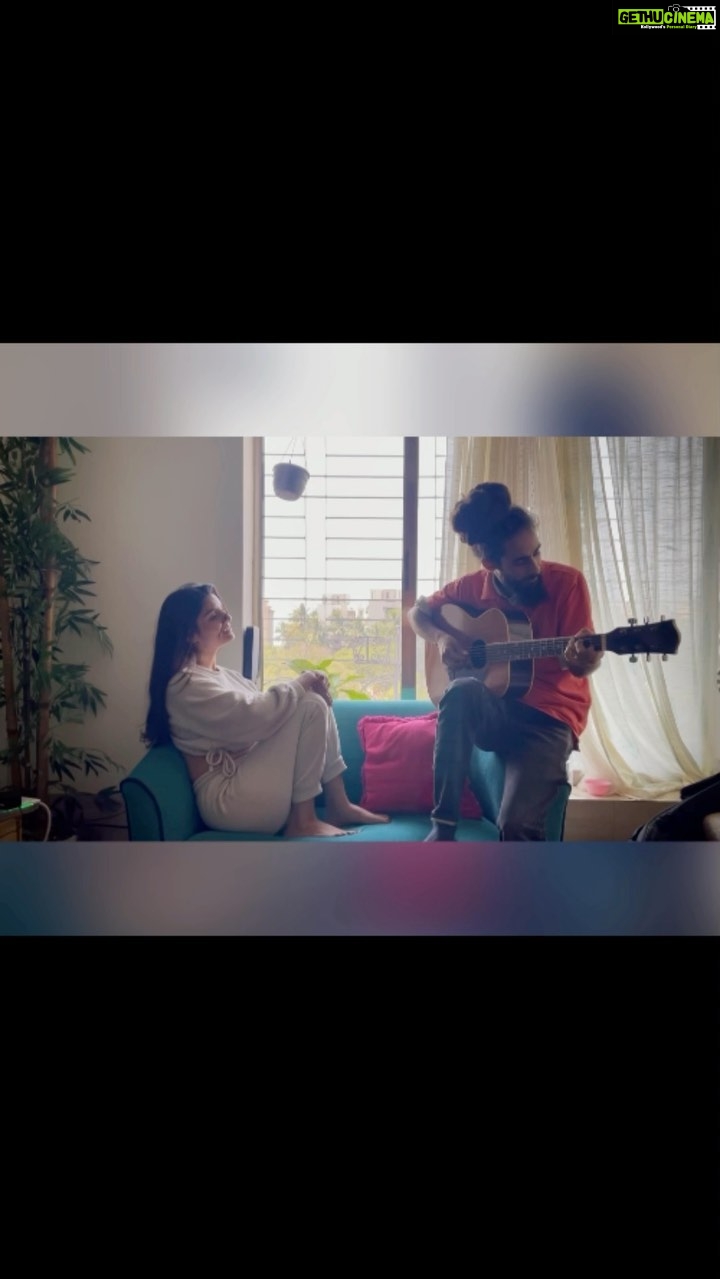 Anveshi Jain Instagram - Full version along with a professional video coming soon !!!! This is a clip I made out of our rehearsals. So blessed to have amazing Lyricist, rapper & composer @omsharma7333