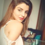 Anveshi Jain Instagram - You know me only as much i allow you to know.. ❣️ Mumbai, Maharashtra