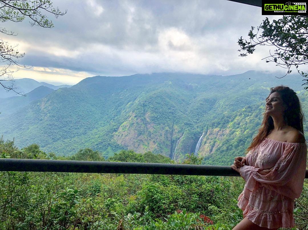 Anveshi Jain Instagram - Room view ππ #dreamy #travel #travellocations #dreamydestinations #india #goa #stayandwander #travelgram Follow anveshi.jain for more travel updates and to know the name of this beautiful Resort in Goa .