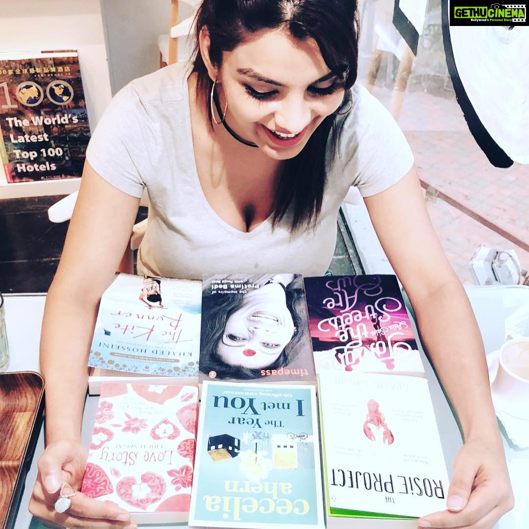 Anveshi Jain Instagram - #September Reads 1️⃣Timepass- "Timepass". It implies that we all are here in this world to do timepass in our own ways.True! 2️⃣ Why Men love Bitches- “ Men · Why are men so romantic in the beginning and why do they change? · Why do men take nice girls for granted? · Why does a man respect a woman when she stands up for herself? Full of advice, hilarious real-life relationship scenarios. 3️⃣ Indian Method in Acting- Rare book that’s only available in NSD . One of the best and easiest. 4️⃣The greatest work of KAHLIL GIBRAN- Omnibus 5️⃣Oscar Wilde - Dorian gray 6️⃣The Psychology of Love - my topic of interest. Practical guide for better lasting Relationships . Well Explained theories. 7️⃣IKIGAI - simplest book for non - readers to start with . Gives you clarity of life -Japanese theory 8️⃣The quickest and easiest way of effective speaking - Dale Carnegie - Always the best to improve skills. 9️⃣The Rosie project - funny ,still reading 🔟The art of war ! Granth Book Store