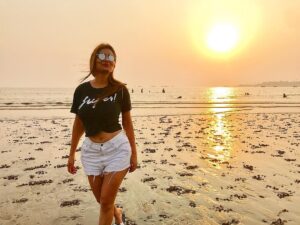 Anveshi Jain Instagram - Embrace Exuberance! for travelling posts follow my another insta account @anveshi.jain #followforfollow #travel #travelgram