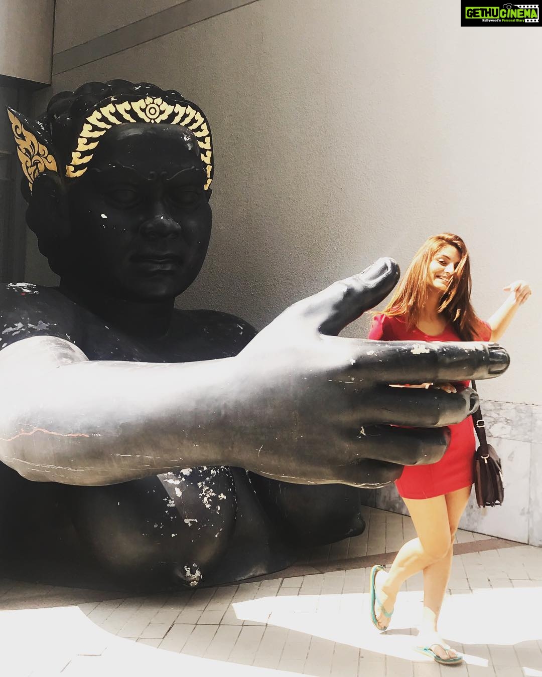 Anveshi Jain Instagram - Why aren’t you letting me go ... let me !!!!! Bhopal here I come :) Don Mueang International Airport