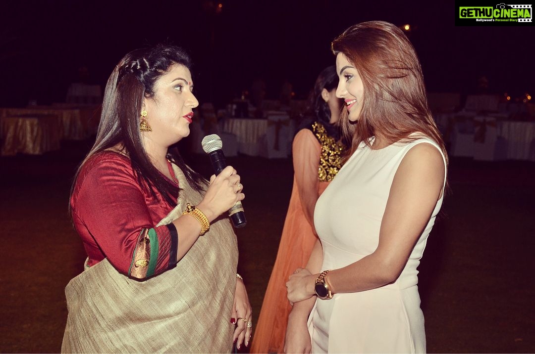 Anveshi Jain Instagram - #statementsarepowerful#fashion #fashionshowhost #mc #lovepeople#lovemyaudience#blessed &grateful Taj Hotels And Palaces, Jai Mahal Palace, Jaipur