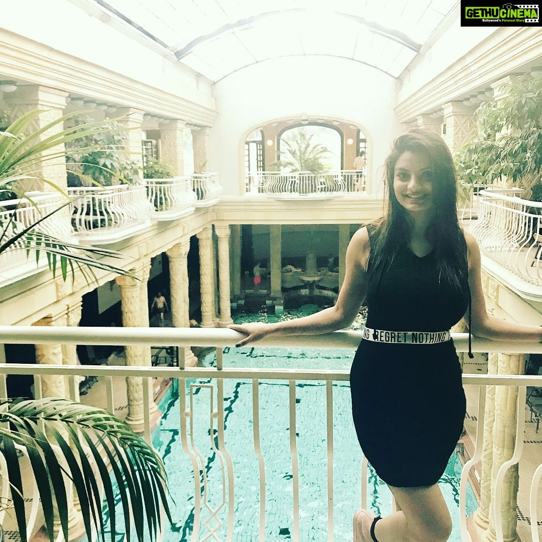 Anveshi Jain Instagram - #gellert #gellertbaths Gellért Thermal Baths