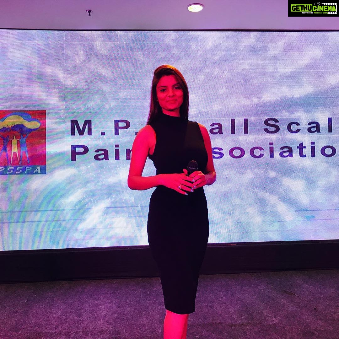 Anveshi Jain Instagram - #showtime #anchorlife #goodlife