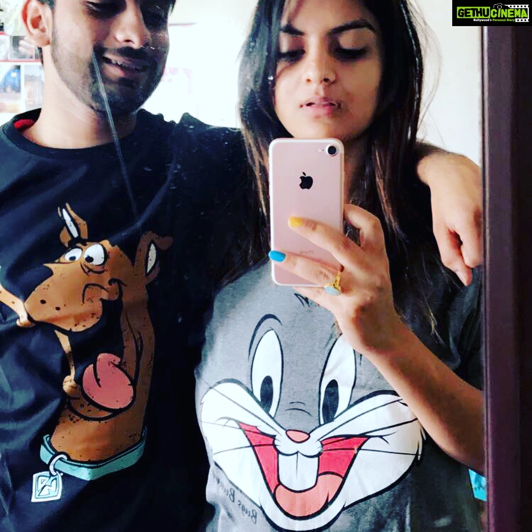 Anveshi Jain Instagram - One right person is all it takes to make all the difference.These pictures pretty well explain our bond .