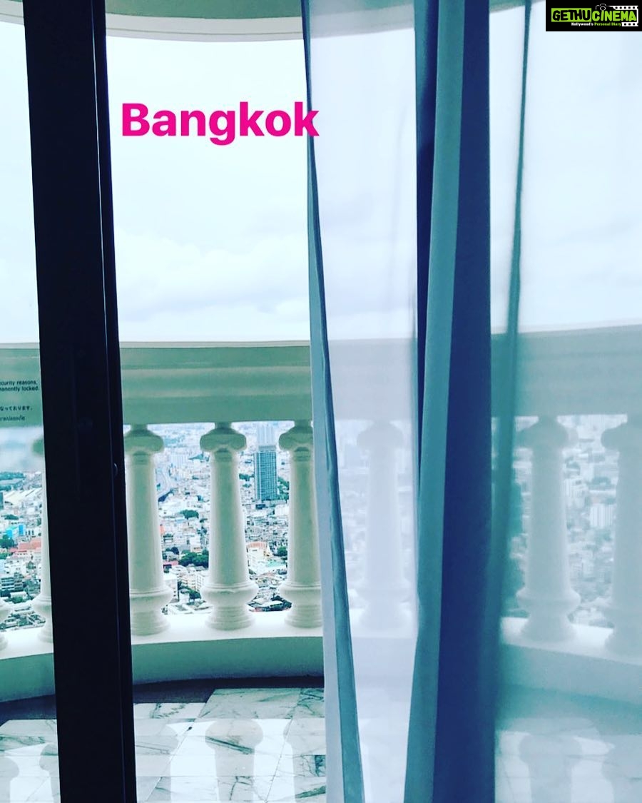 Anveshi Jain Instagram - #thebesthotelofthecity #lebuaatstatetower #luxuryhotel #goodlifedecisions lebua at State Tower