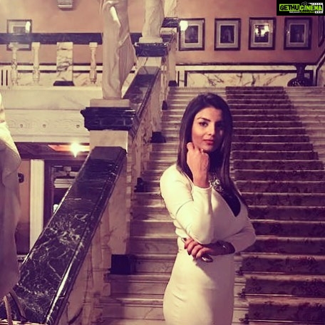 Anveshi Jain Instagram - Love the Lovers Play the players