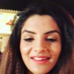 Anveshi Jain Instagram - What I do when away from mic 🎤 #singing #flute #background #lovethissong#oldisgood#ilookinnocent #thatmoment Jagmandir Island Palace, Udaipur