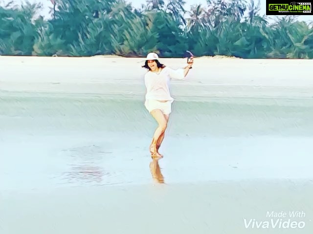 Anveshi Jain Instagram - I have a crush on the world 🌎 #travelingram #travelanchor #travelhost #explore #undiscovered #placestogo #southgoa