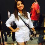 Anveshi Jain Instagram - Life is full of surprises,when you loose something you get better in reward. #newfoundfriends #brokenneckpiece#stillposing# Kala Ghoda Arts Festival