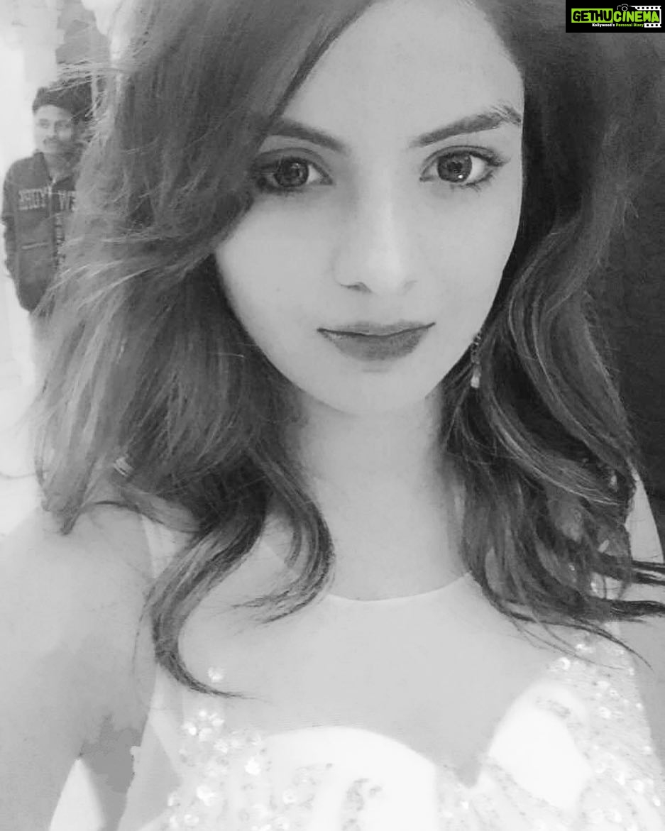 Anveshi Jain Instagram - Listen to what people don't say.