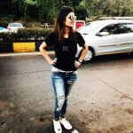 Anveshi Jain Instagram - #coldplay #coldplayconcert #globalcitizen #lookstyle #only #denim #rugged #glares#fossilwatch #mumbaidiaries