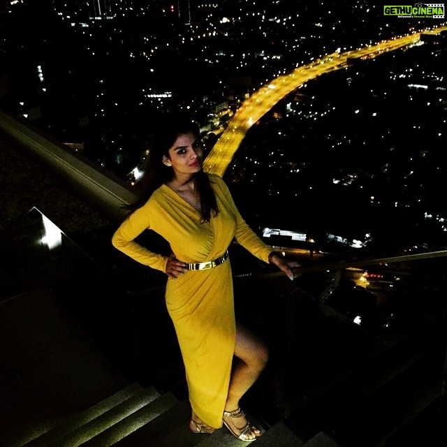 Anveshi Jain Instagram - #aboutthatnight#bangkok#lebuastatetower#lebuastatetowerskybar #lebuaskybar64floor
