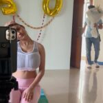 Anveshi Jain Instagram - Look at 2022 balloons 🎈 already affected by COVID 😂✨ India