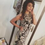 Anveshi Jain Instagram - #instapose#happy#mumbai diaries #personal vanity#lovely thy job# blessed and beautiful ;)