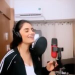 Anveshi Jain Instagram - Dedicated to 20 year of #k3g @dharmamovies @karanjohar @iamsrk Thank you @shaansay #20yearsofk3g #k3g #love #bollywood #cover #reels #reelitfeelit #shahrukhkhan #instagood #insta