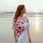 Anveshi Jain Instagram - Hi , I have been so calm and to myself that I couldn’t really be here ! How different truly living the moment is from showing it on reels. Instead of paying full attention to the lover , not soaking the moment in but want to show it to the world . Undivided attention to your own self and to the loved ones can be so rewarding I had no idea ! My habit of Multi tasking made me do many things half baked. I thought I need to make a massive change to be better, turns out solutions are always in the simplest of the things. I am going to try and be fully present consciously wherever I am , give undivided attention to my mom on call and not check Insta while talking to her . Record every beautiful conversation in audio or video form of my loved ones and not share it on Instagram always . We get good at what we practice, I have been practicing distraction for a while , now trying Focus and it’s one of the best advice I’ve ever received . Yesterday for the first time I spoke to my mom over the phone for more than hour. She calls me her boyfriend now. ❤️ Credits : Shot by - @pranjalj.111 Assisted by - @vermaamit.photography Styled by - @shefalideora_ Outfit by - @beachbum.in Mumbai, Maharashtra