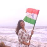 Anveshi Jain Instagram - Happy 75th Independence Day ✨✨✨💝 Shot by - @seventhheavenweddingco . . . . . . #happyindependenceday #75thindependenceday #proud #indian #75thindependenceday🇮🇳 Mumbai - मुंबई