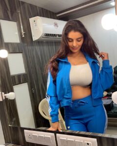Anveshi Jain Instagram - Started Shooting for “Martin” - AnAction Entertainer with @dhruva_sarjaa ! Directed by -A P Arjun @aparjun_anu_ Cinematography by - Satya Hedge Produced by - Uday k Mehta under Vasavi enterprises Music composed by - Mani sharma #new #work #kannada #film #shooting #love #bts #comingsoon #soexcited #thankyou #blessed India