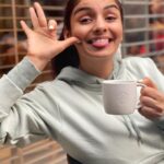 Anveshi Jain Instagram - I realised having black coffee in coffee shops is next level self control ! I used to be this double ice cream blended cold coffee with whipped cream, girl ! What a waste of my taste palettes 😛 Mumbai, Maharashtra