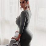 Anveshi Jain Instagram - Hi again ! Are these pictures nice ? Which one is your favourite? . . . #love #instagood #photooftheday #fashion #beautiful #happy #tbt Mumbai, Maharashtra