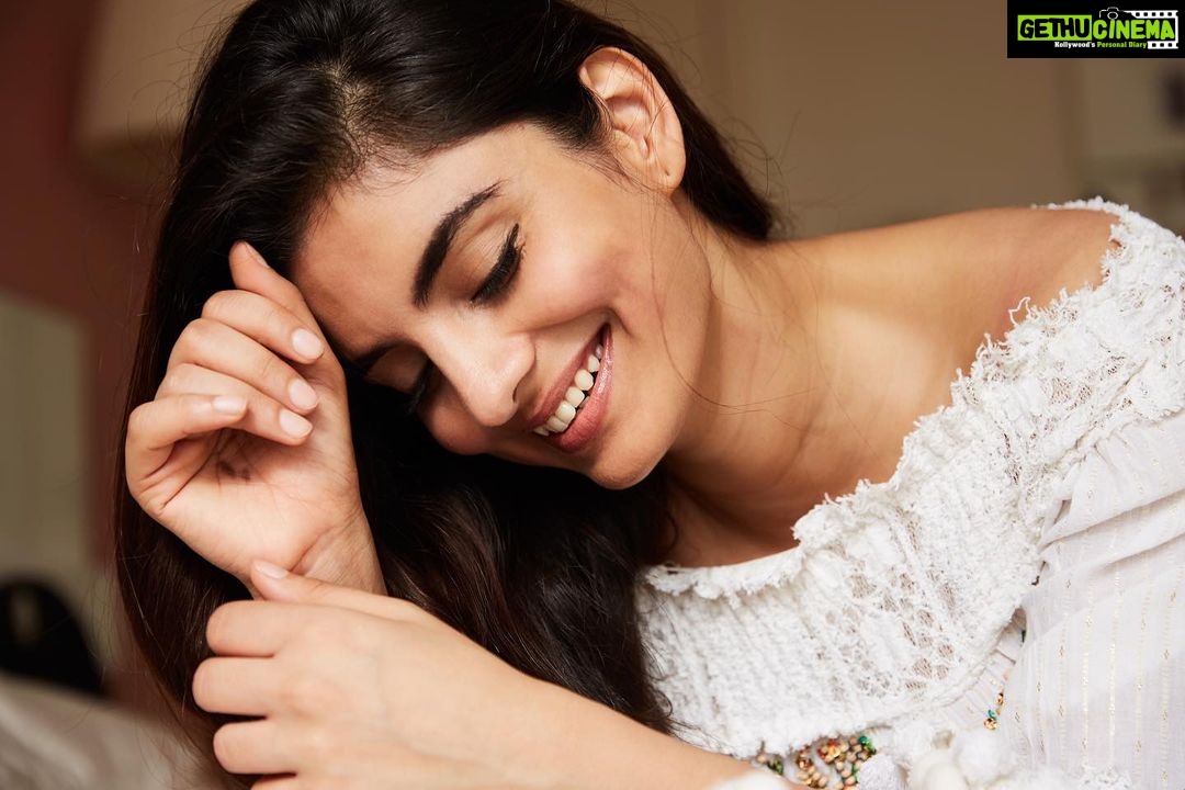 Anveshi Jain Instagram - Shot by - @eclatfilms Styled by - @akshmaagarwal