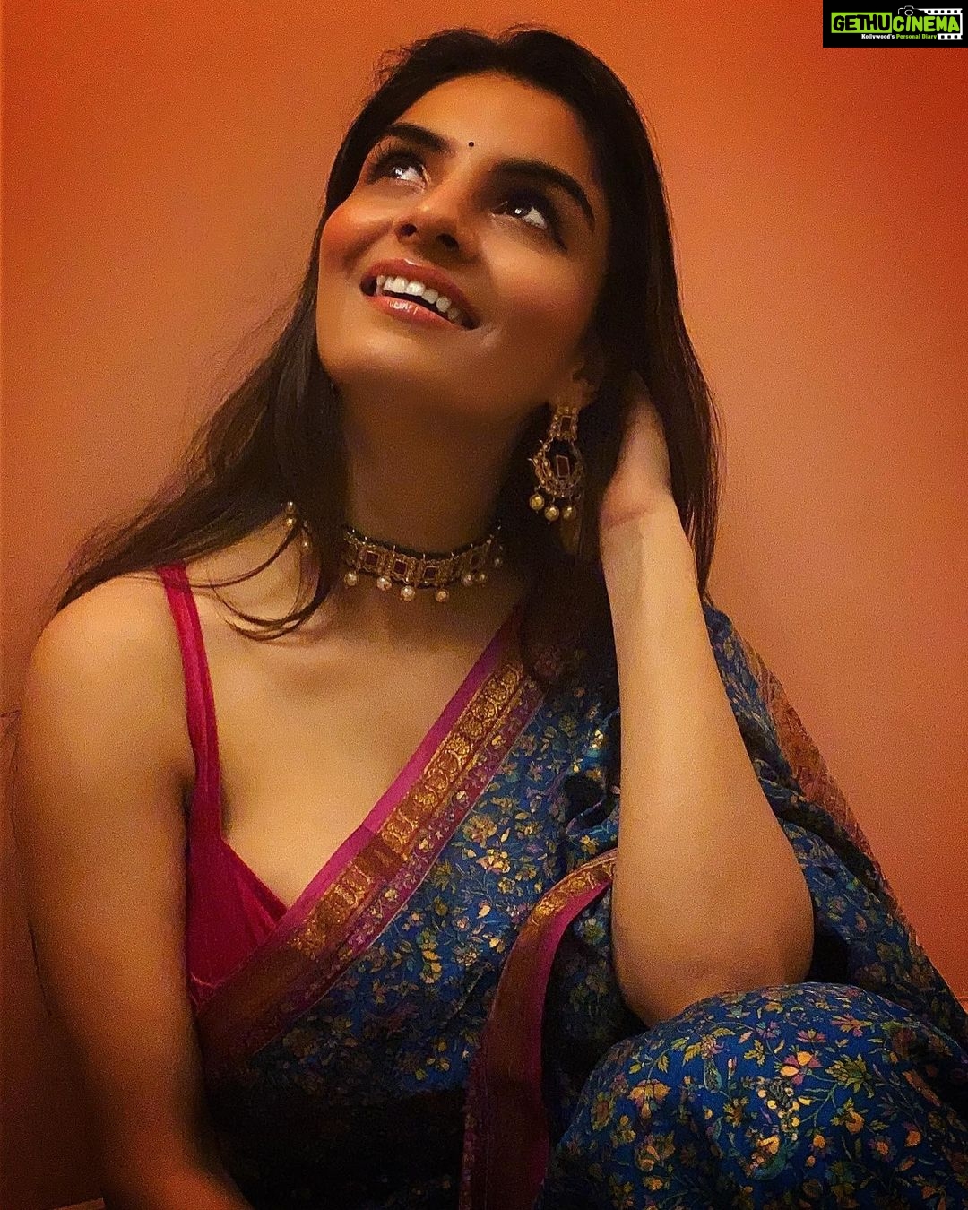 Anveshi Jain Instagram - I can’t even ask you to “caption this “ !! Mat hi karo ! 😂 #instagood #love #ootd #anveshijain Mumbai, Maharashtra