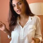 Anveshi Jain Instagram - Please dekh lo , bahot jaruri hai ! Khud ko har bar blame mat karo . Kai baar na sirf incompatibility enough reason hota hai fights ka , aap nahi .