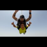 Anveshi Jain Instagram - I look funny even when I am fulfilling my long awaited wish lists … hahaha .. u don’t believe me , wait for the pictures. This was the best Birthday Gift ever 🎁!!!!😄😃😃🌸🌸🌸 Skydive Dubai