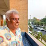 Ashish Vidyarthi Instagram - मुस्कुराने की वजह न ढूंढो, वरना जिंदगी यूं ही कट जायेगी, कभी बेवजह भी मुस्कुराकर देखो, आप के साथ-साथ जिंदगी भी मुस्कुराएगी। - अनाम 📍 Amritsar Amritsar, Punjab