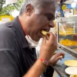 Ashish Vidyarthi Instagram - Million Ek Number Nahi.... Million Ek Feeling Hai! मैं अकेला ही चला था जानिब-ए-मंज़िल मगर... लोग साथ आते गए और कारवाँ बनता गया! Thank a Million for joining me in this journey. We shall continue to walk together, sharing amazing moments of life. Dil Se Shukriya ❤️🙏🏽 @ashishvidyarthi1 Music credits-@makmallarmusic #reels #reelitfeelit #reelkarofeelkaro #1million #instagram #facebook #youtube #travel #food #foodreels #instagood #instafood #actorslife #bts #actorvlogs #thankyou #shukriya #ashishvidyarthi #ashishvidyarthiactorvlogs Mumbai, Maharashtra