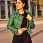Ashnoor Kaur Instagram - If your dreams don’t scare you, they are too small💚 #AimHigh