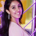Ashnoor Kaur Instagram - Vibe courageous, but always let your smile be contagious💗 . . #AshnoorWrites