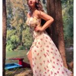 Ashnoor Kaur Instagram - //Vogue vibes//💗🌻