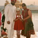 Ashnoor Kaur Instagram - Gurpurab diyaan lakh lakh vadaiyaan sabnu... Waheguru ji da Khalsa, Waheguru ji di Fateh🙏🏻 Golden Temple