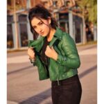 Ashnoor Kaur Instagram - If your dreams don’t scare you, they are too small💚 #AimHigh