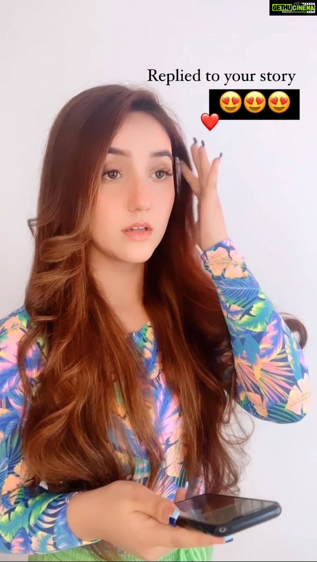 Ashnoor Kaur Instagram - Have to control yourself🥲🤌🏻 Agree girls?👅