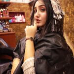 Ashnoor Kaur Instagram - New look coming up at 6:30pm IST🤍 Stay tuned😉 #MyFirst experimentation with hair!