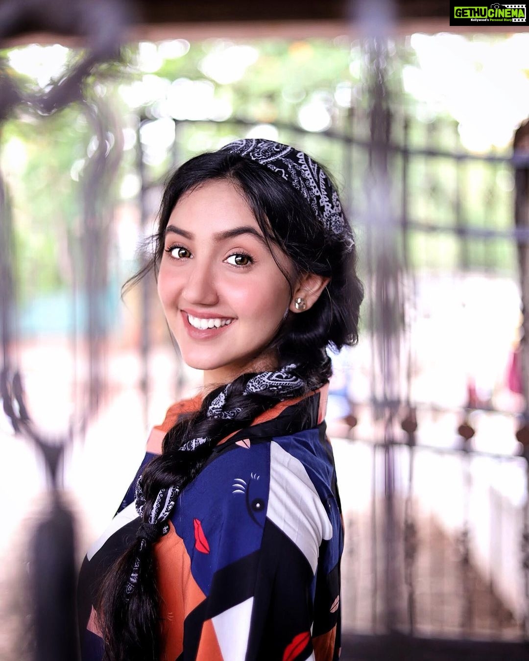 Ashnoor Kaur Instagram - When I create, you're my muse The kind of smile that makes the news🎶