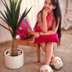 Ashnoor Kaur Instagram - Happy friendship day to all my friends and lovely fans💗 #StayHappy #StayBlessed #HappyFriendshipDay