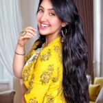 Ashnoor Kaur Instagram - Happy raksha bandan💛 . How did you celebrate it? I celebrated it digitally this time☺️ 1,2 or 3?