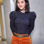 Ashnoor Kaur Instagram - Wherever life plants you, bloom with grace❤️🌼